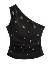 Woman Evening Off Shoulder Sleeveless Top