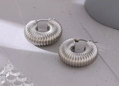 Women 18kt Gold Trendy Round Chunky Hoop Earrings
