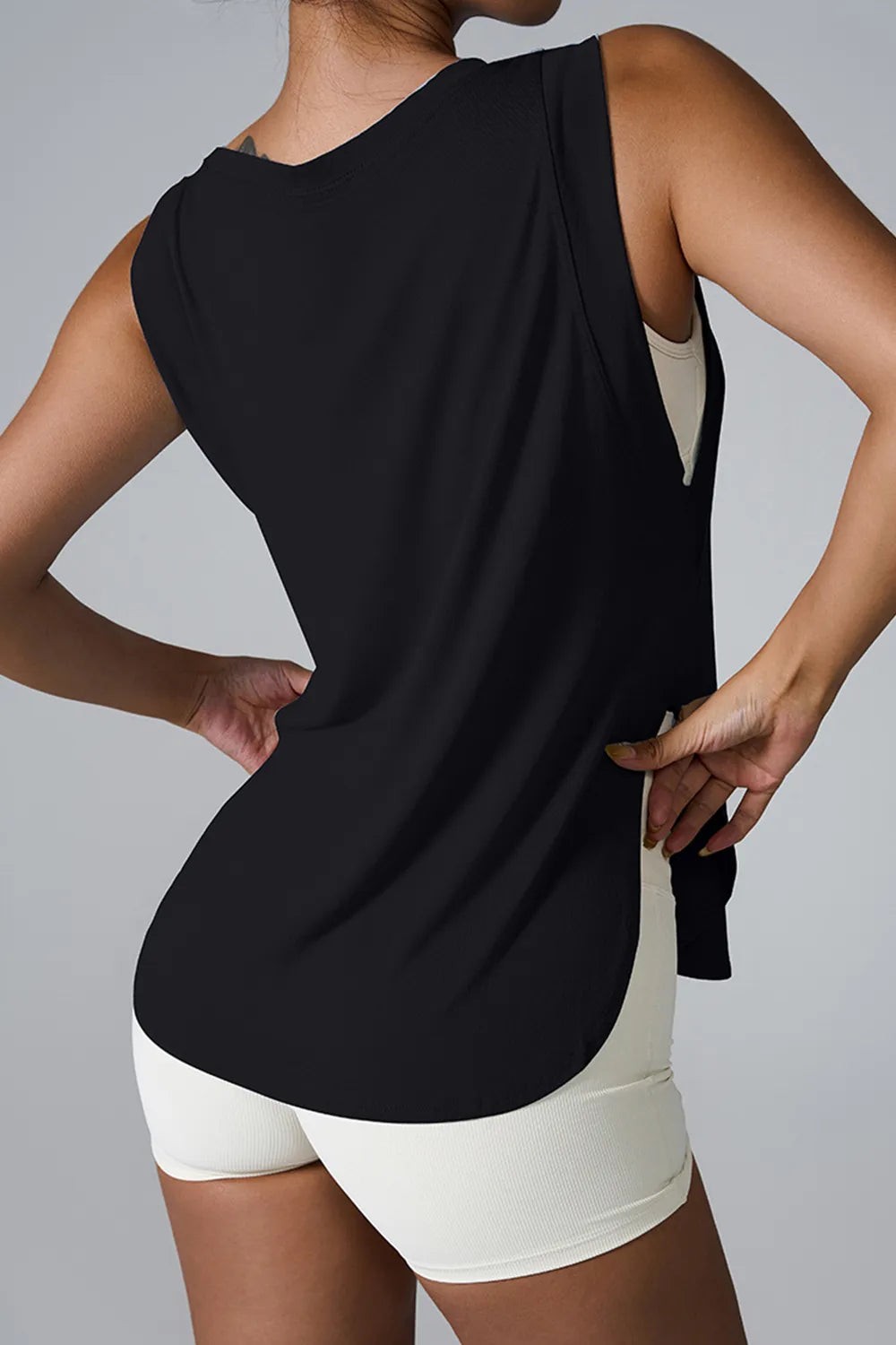 Women Slit Round Neck Sleeveless Shirts