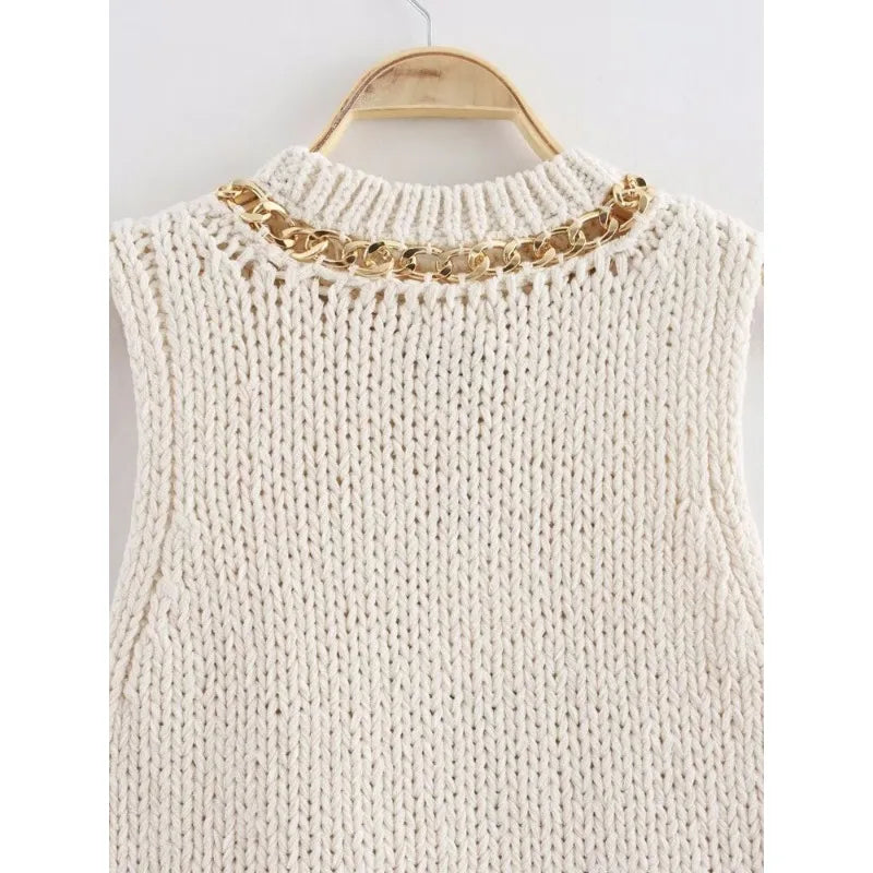 Women Classic Sleeveless Asymmetrical Tanks Top with Chain Detail