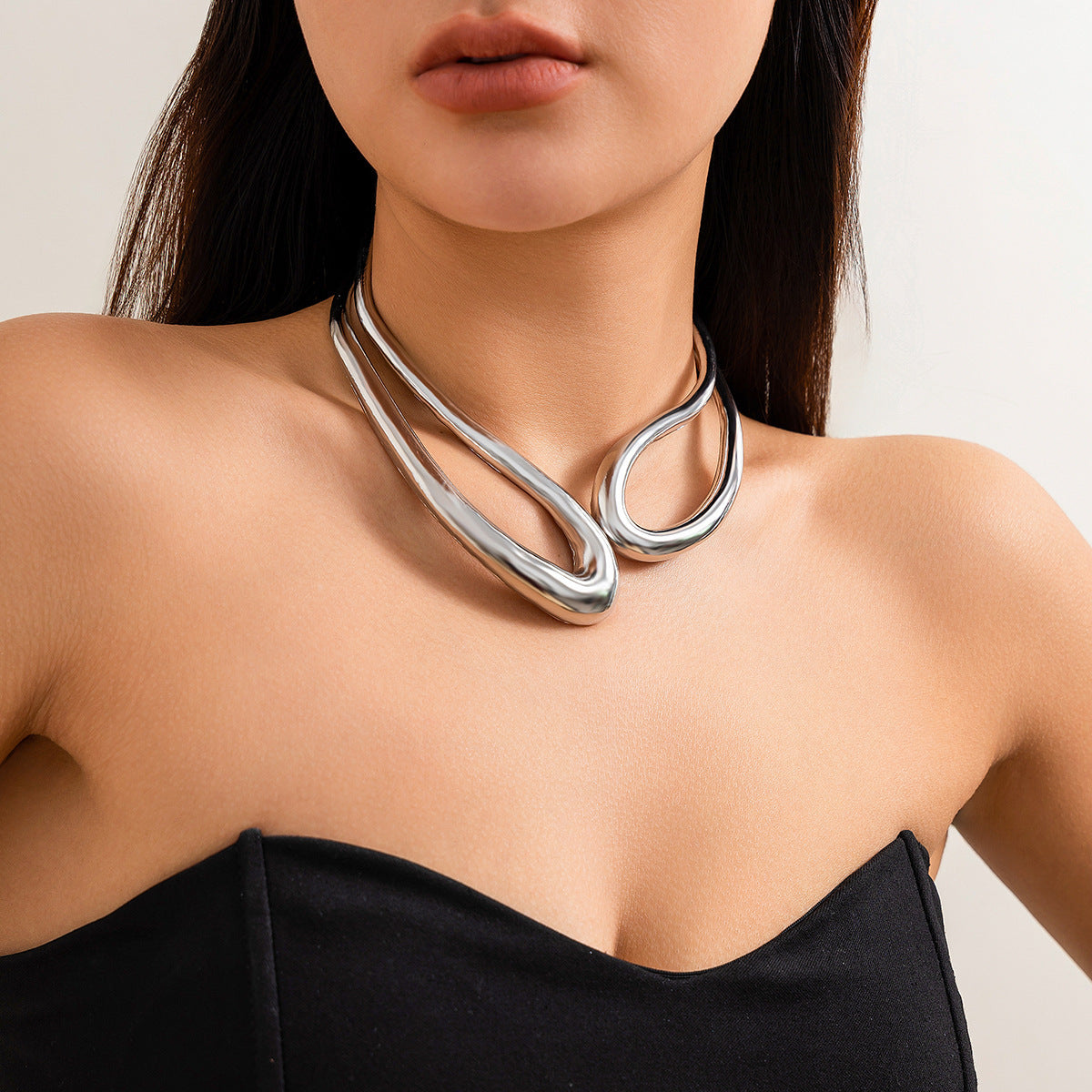 Accessories Women Large Sleek Niche Collar Necklace + Bracelets
