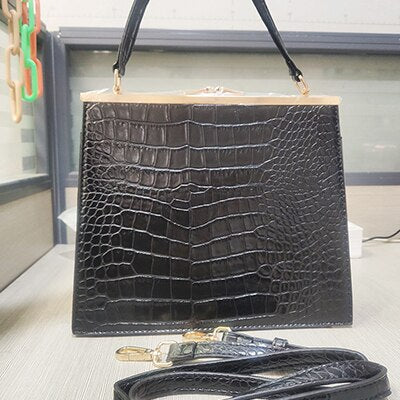 Women Small Crocodile Pattern Clip Crossbody, Shoulder Bag