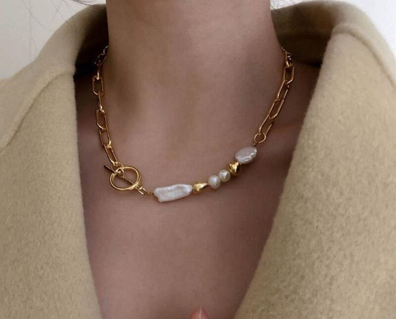 Women Accessories Gold Pearl Buckle Necklace