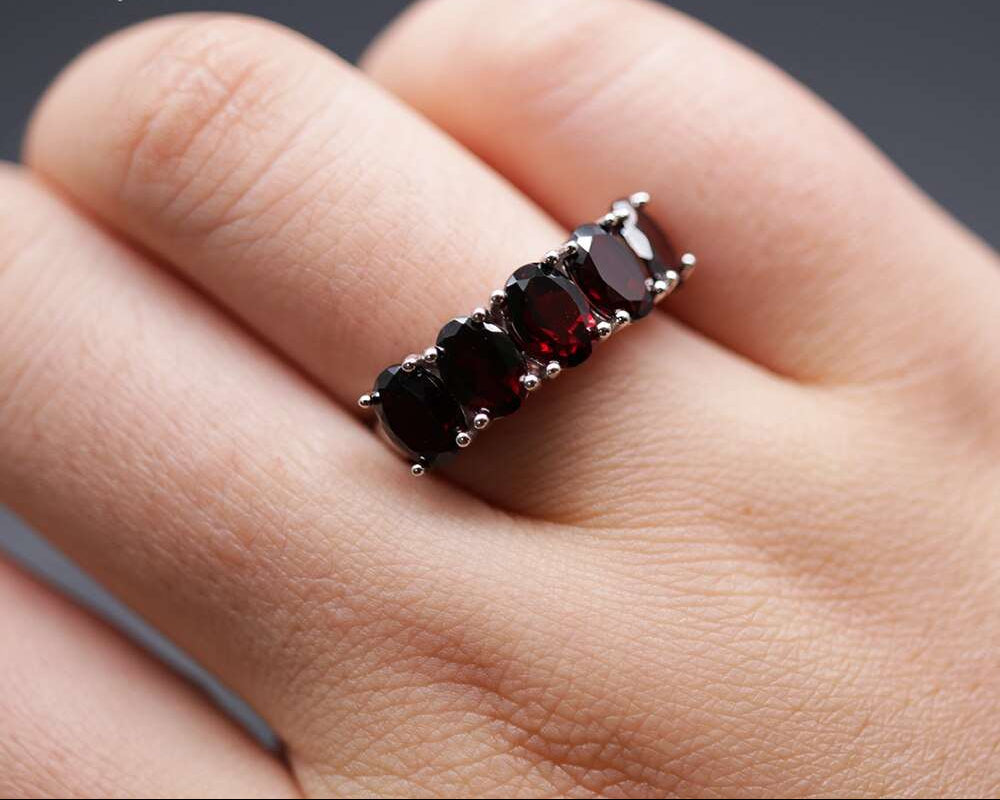 13.2ct Black garnet Jewelry set oval 5*7mm garnet Ring clasp earring 925 sterling silver fine jewelry for women tbj promotion