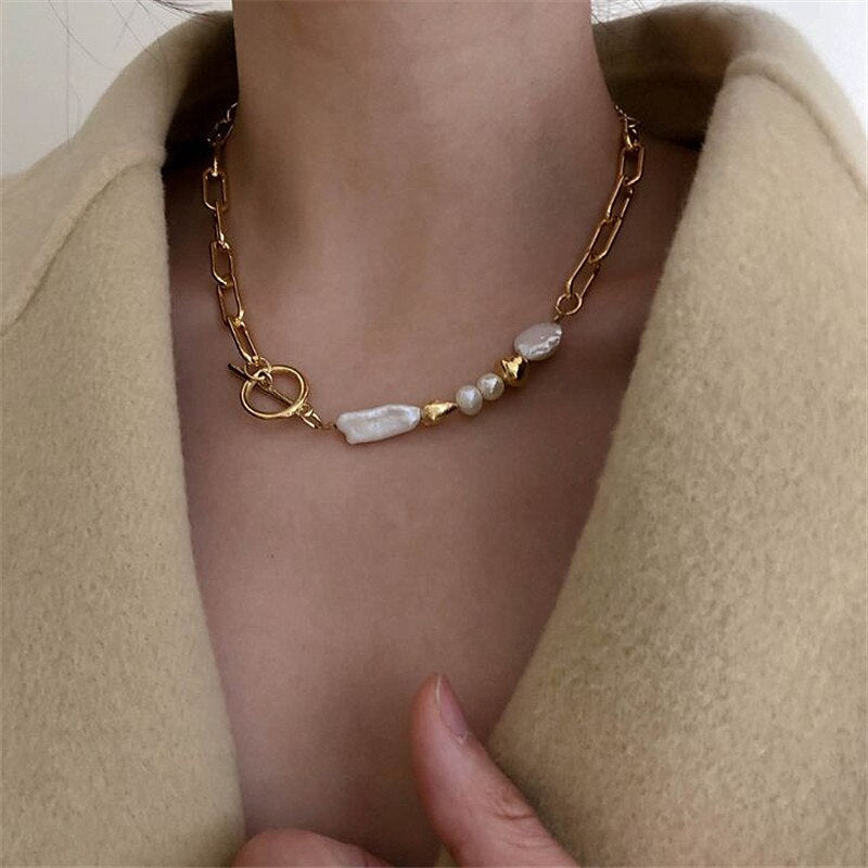 Women Accessories Gold Pearl Buckle Necklace