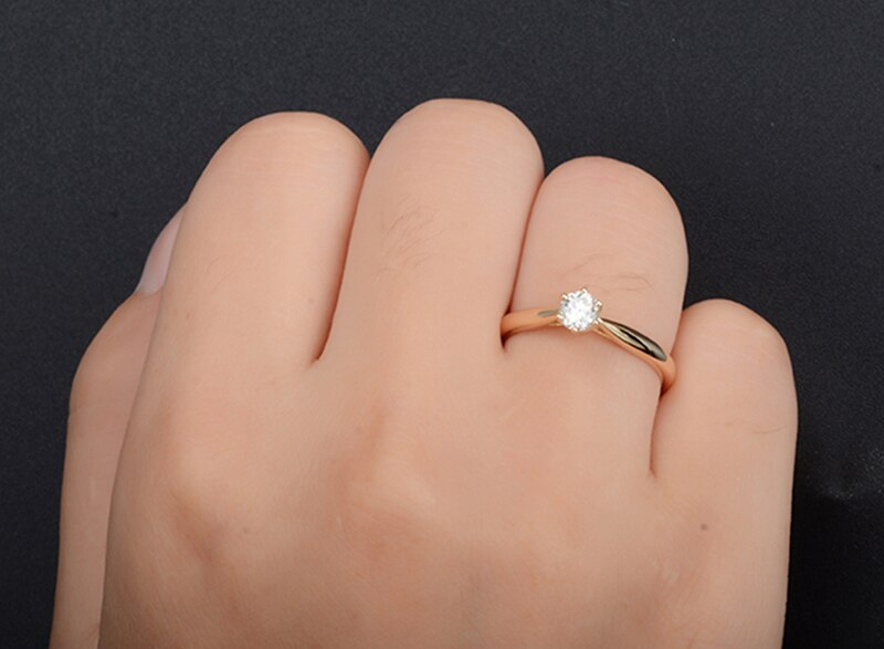 Woman Accessories Classic 0.5ct Round Zirconia Rings