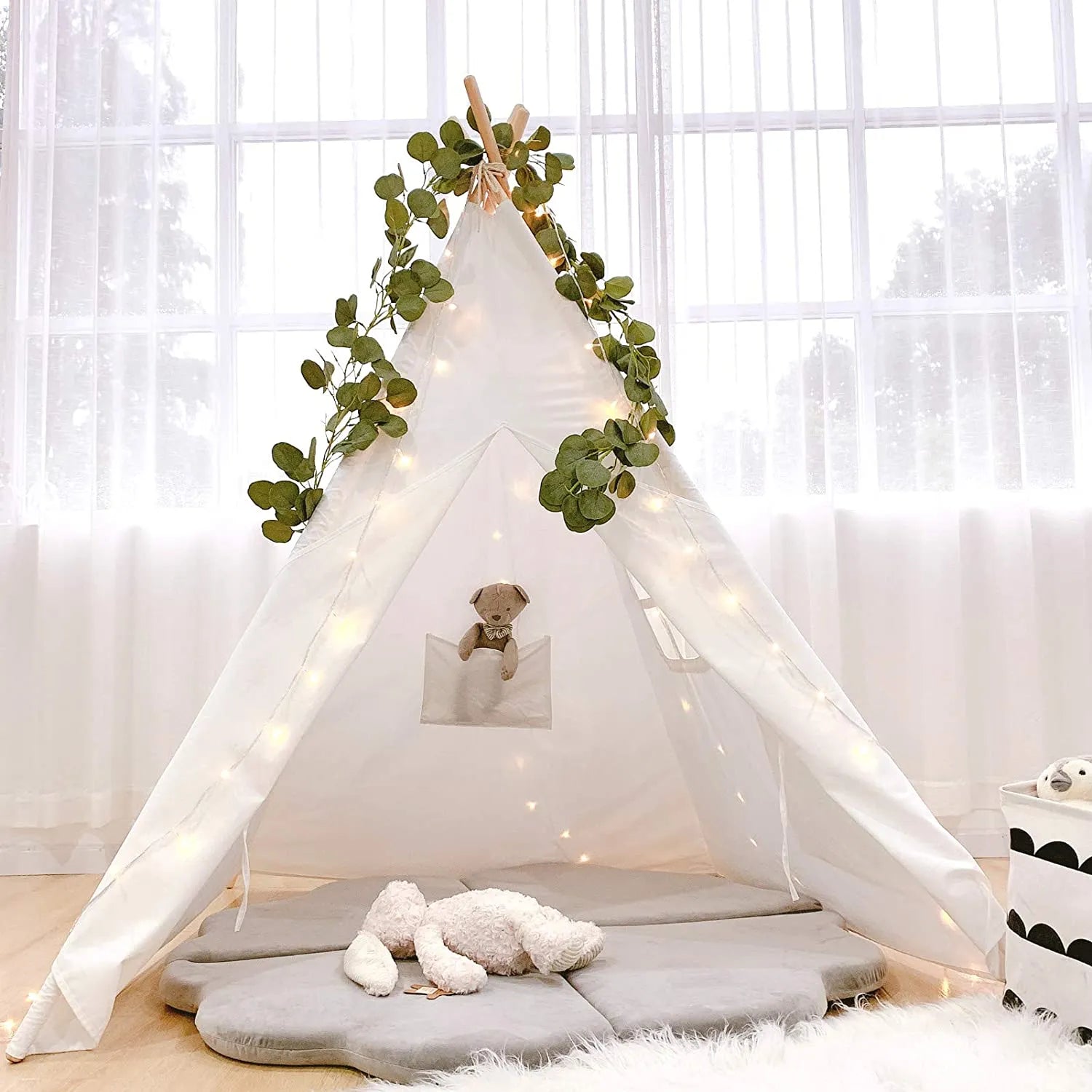 Kids Portable Tipi Cabana Tents with Carpet LED Lights