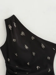 Woman Evening Off Shoulder Sleeveless Top