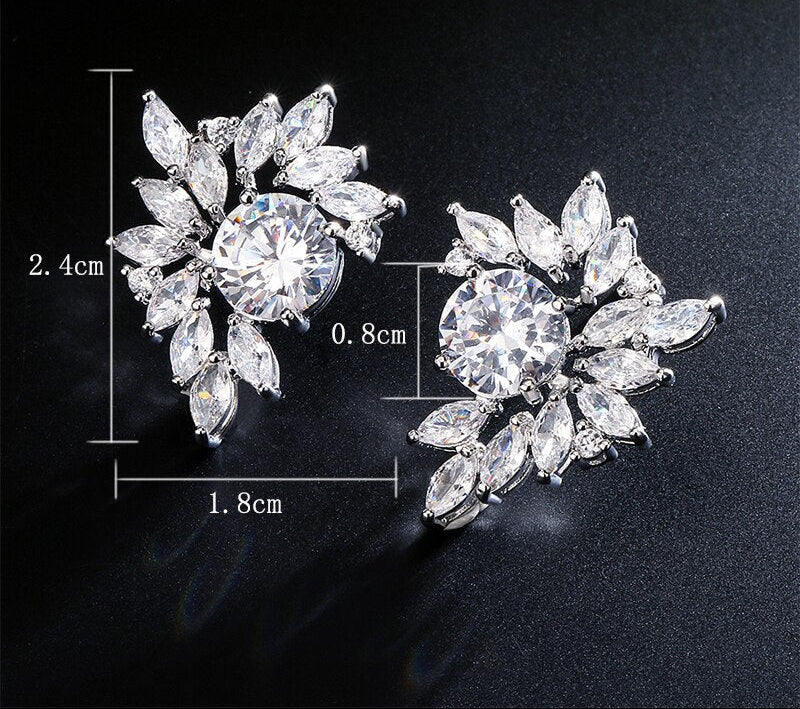 Woman Cubic Zircon Crystal Flower Stud Earrings