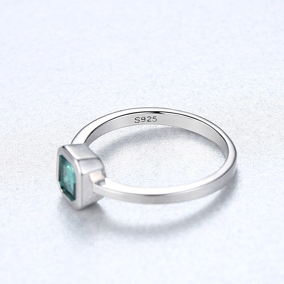 Sterling Silver 925 Classic Square Emerald Gemstone Ring