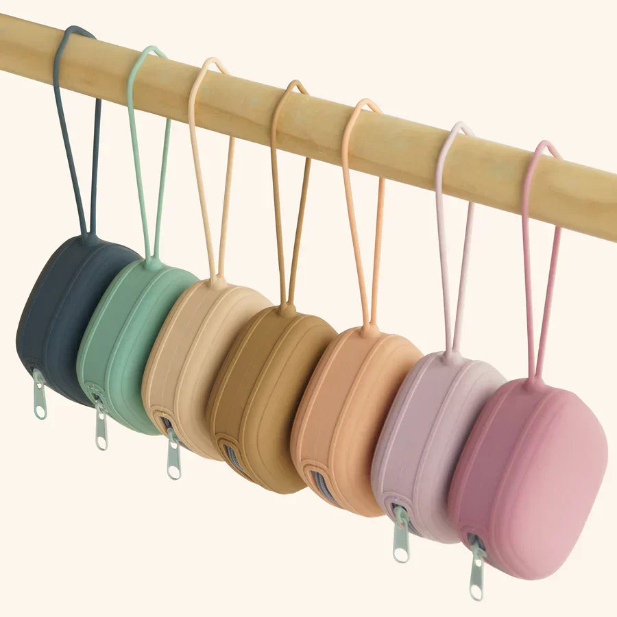 Baby Nursing Accessories Zipper Pacifier Holder Storage Box