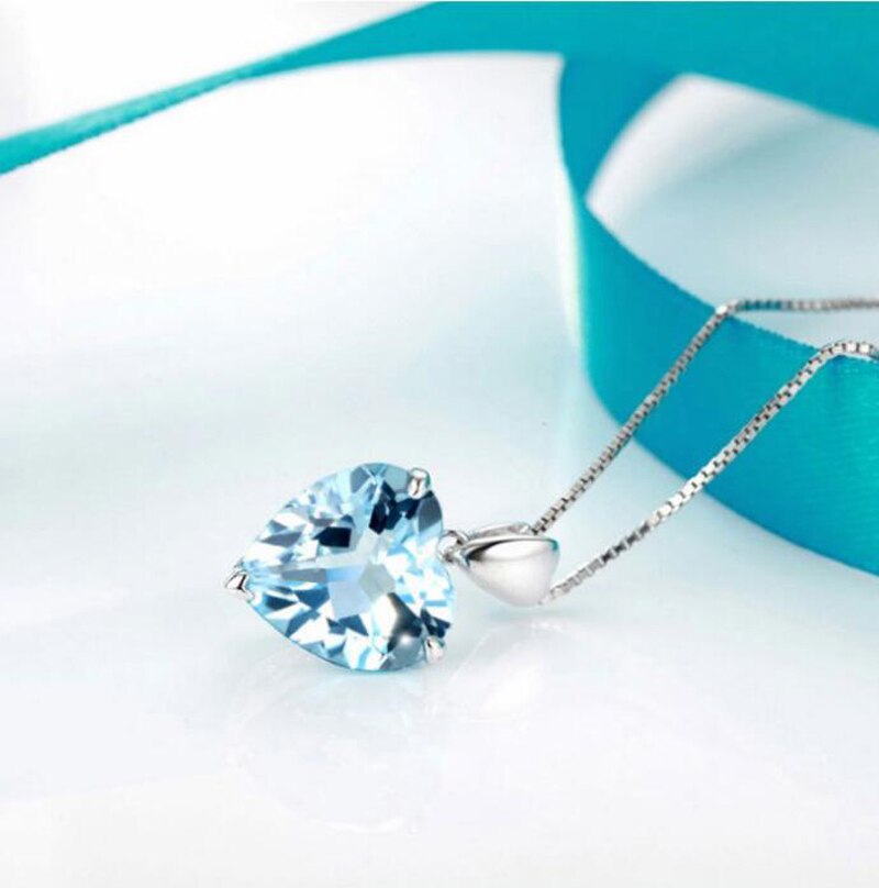 Woman Crystal Sapphire Pendant Necklace Jewelry Set