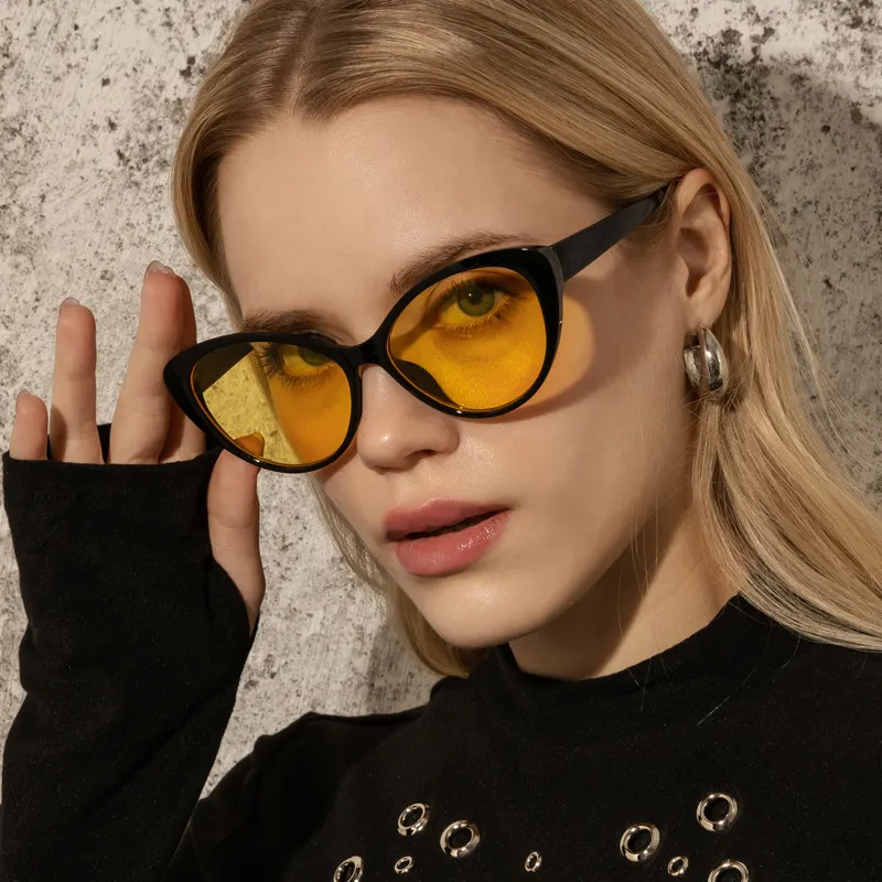 Accessories Women Classic Cat Eye Shaped Sunglasses